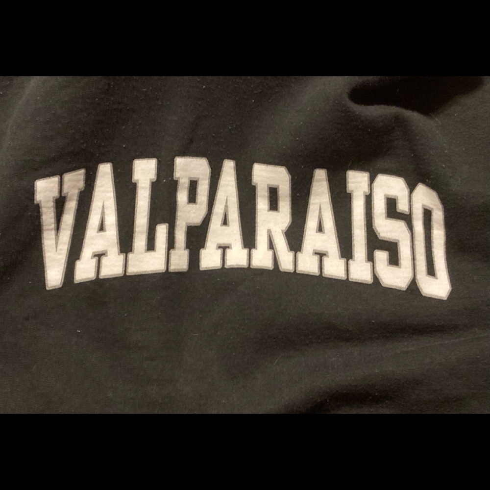 Valparaiso hoodie black slightly worn
